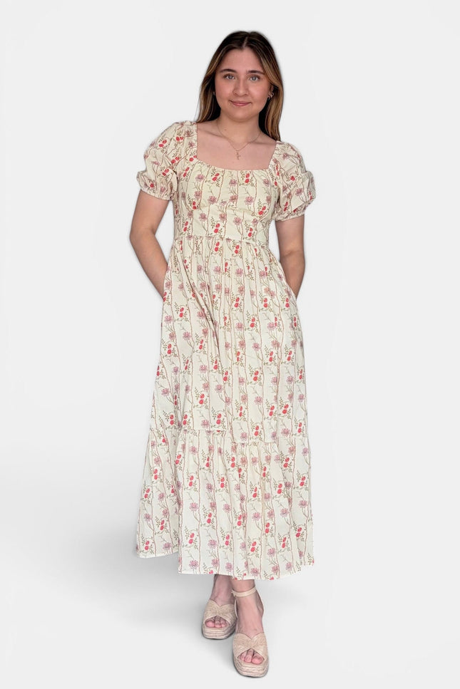 Cream cotton maxi dress for women with hands in pockets