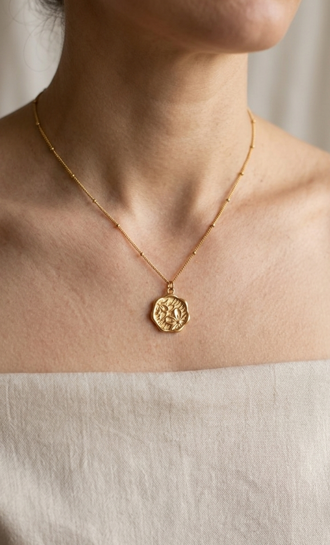 Floral Cameo Pendant Necklace
