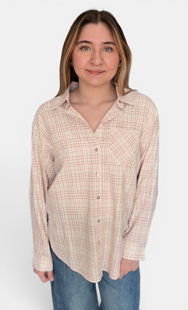 Women's oversized plaid cotton button-up shirt