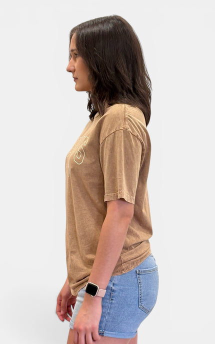 Jesus is King Mineral Washed Tee
