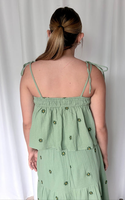 Back view of tie-shoulder tank in double gauze cotton showing adjustable tie straps and cropped fit