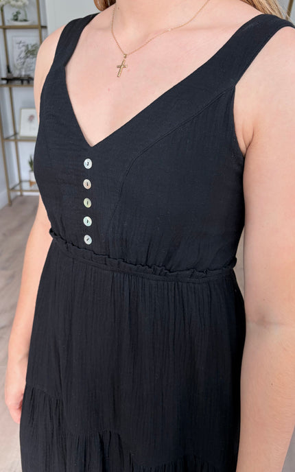 Amara cotton gauze midi dress in black with sleeveless design 