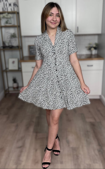 Amelie lapel button-down dress with floral print and lightweight cotton-rayon fabric