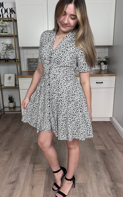 Amelie lapel button-down dress with floral print and lightweight cotton-rayon fabric