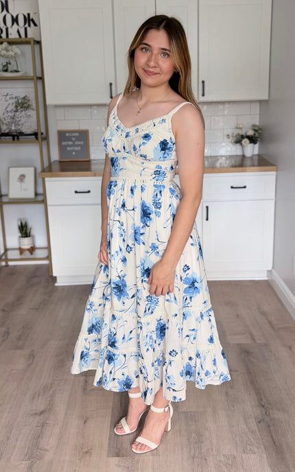 Side view of Cecelia cotton lace trim maxi dress with flowing tiered skirt