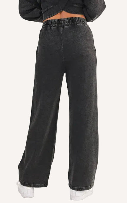 Laid-back denim-wash fleece sweatpants styled for everyday comfort