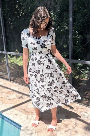 IVORY/ BLACK