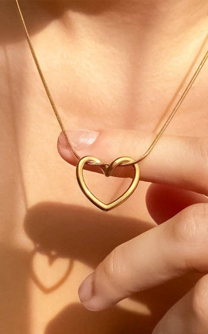 18K gold plated stainless steel heart necklace waterproof and tarnish resistant