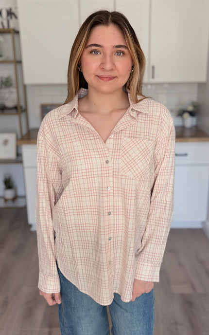 Hollis plaid cotton shirt with oversized fit and button down front