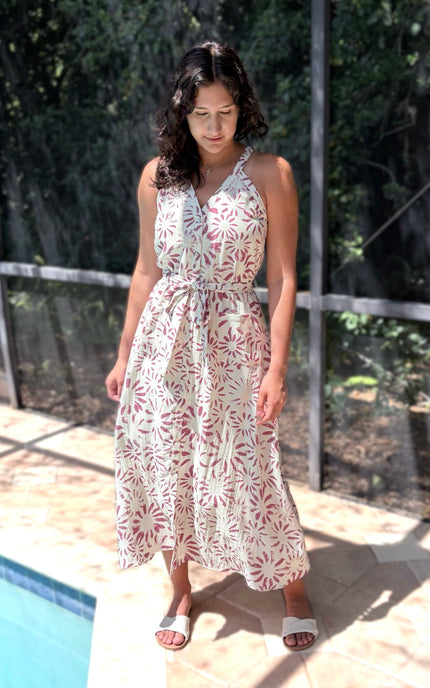 Effortless flowy halter midi dress in abstract floral, perfect for warm-weather elegance