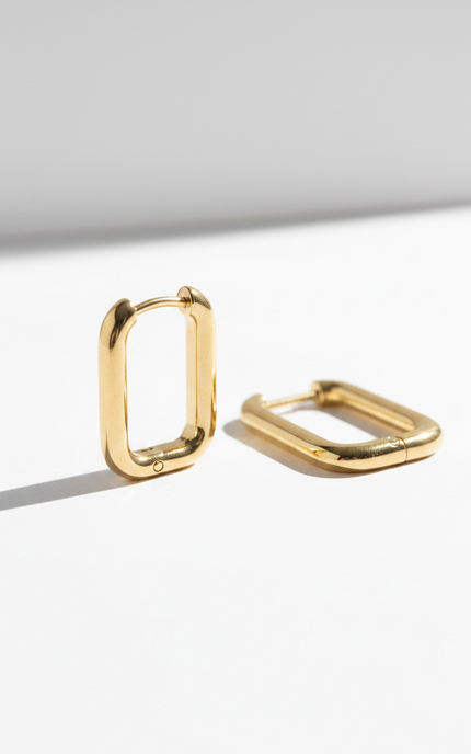 Close-up of 18K gold coating on 316L stainless steel rectangle hoops