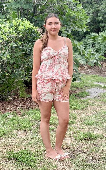Toile-inspired printed matching set featuring high-rise shorts and cami in a soft viscose blend with a vintage-inspired, effortlessly polished look