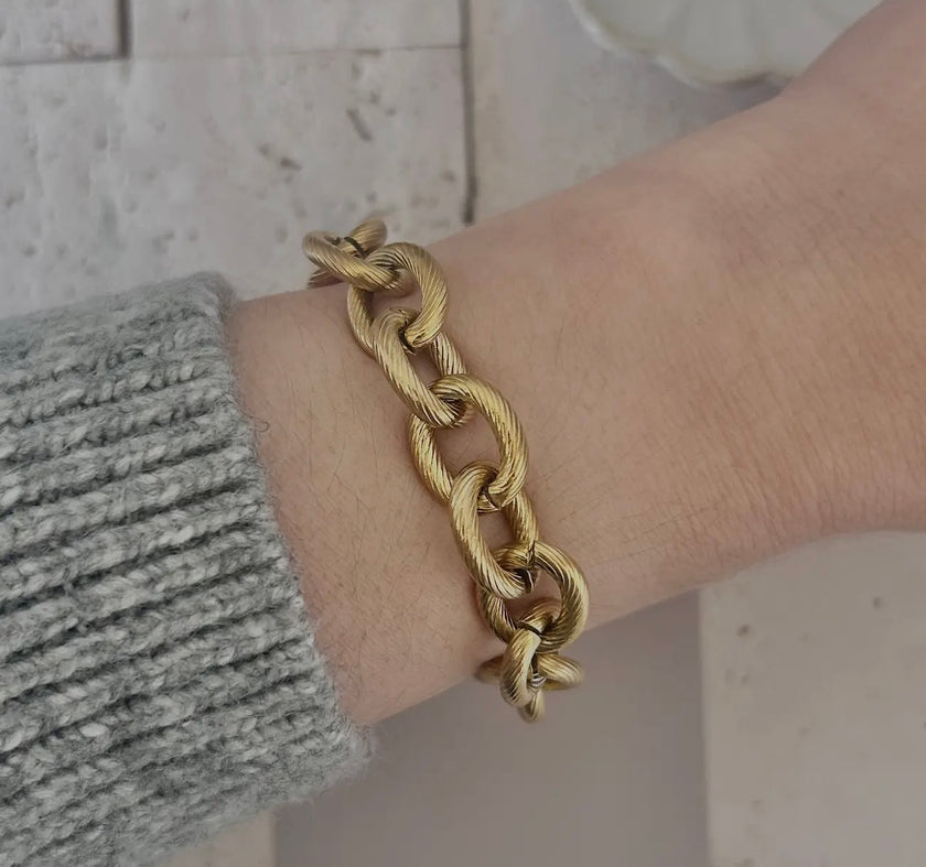 Vintage Cable Link Bracelet — gold-plated stainless steel with chunky rope-textured links and toggle clasp from Justyna Grace Boutique.